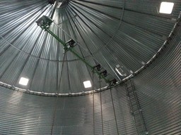 Erecting silo gallery 17